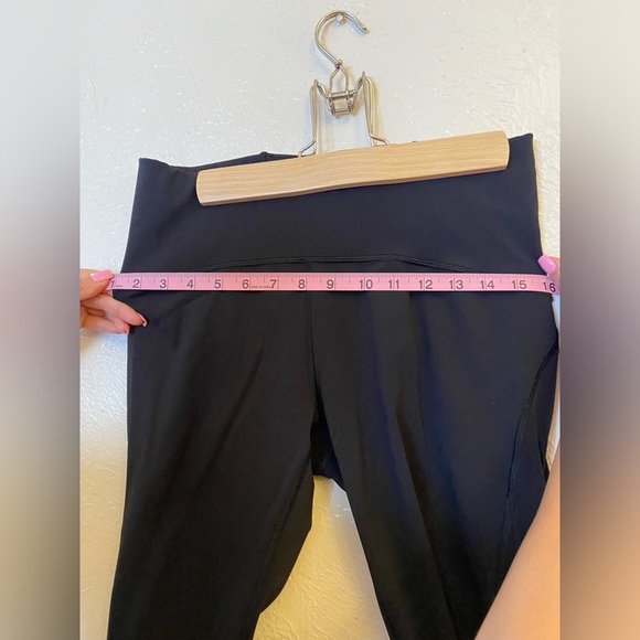 Lululemon cropped leggings - Picture 6 of 10